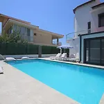 ヴィラ Jasmin Çeşme